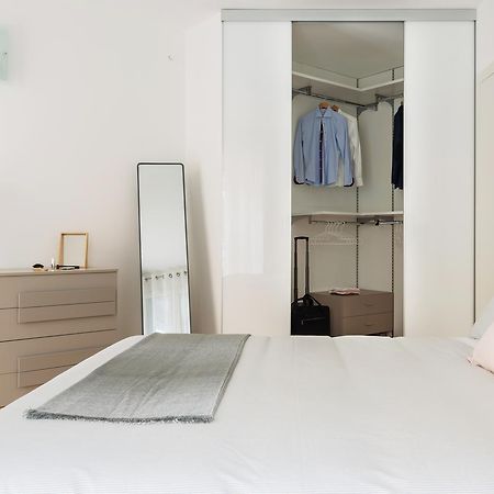 Апартаменты Joivy Sunny 1-Bed Flat With Balcony Милан Экстерьер фото
