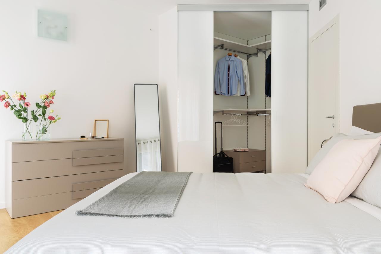 Апартаменты Joivy Sunny 1-Bed Flat With Balcony Милан Экстерьер фото