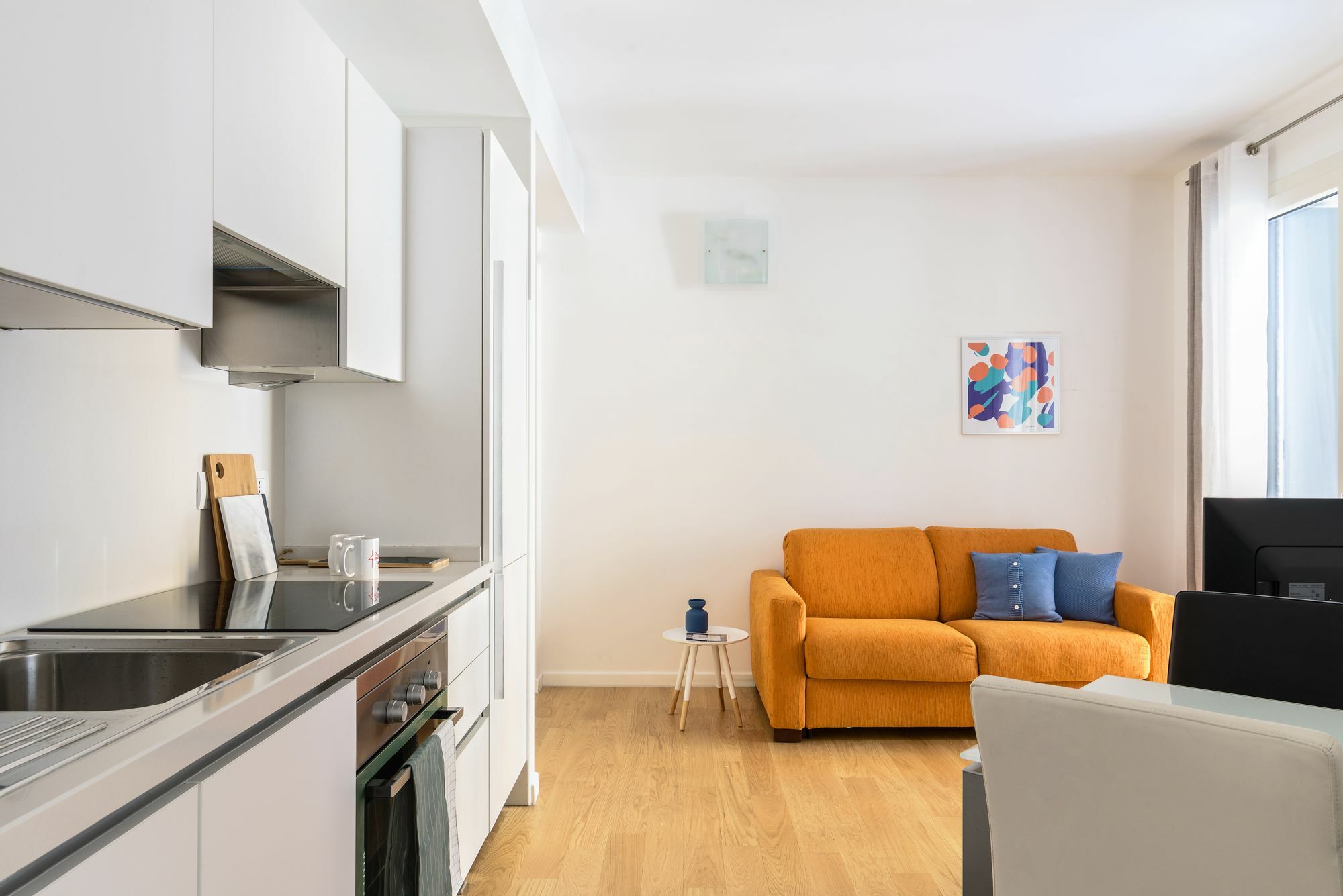 Апартаменты Joivy Sunny 1-Bed Flat With Balcony Милан Экстерьер фото
